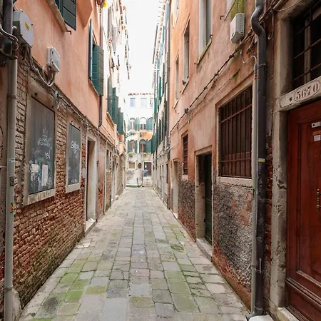 Rialto Bridge! Comodo In Centro - 1 Apartman *