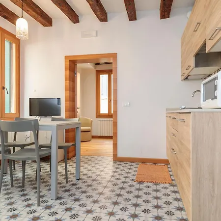 Rialto Bridge! Comodo In Centro - 1 * Venetië